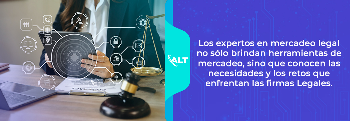 Abogada Realiza Marketing Jurídico Desde su Tablet